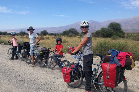 La planète à bicyclette : un tour du monde en famille