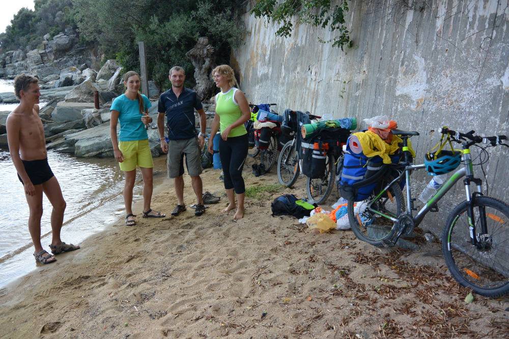 Même les cyclo-voyageurs russes y viennent